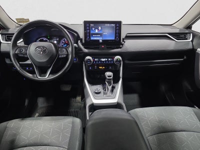 2020 Toyota RAV4 Hybrid XLE