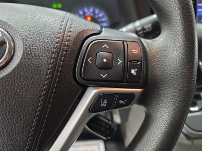 2020 Toyota Sienna LE 7 Passenger