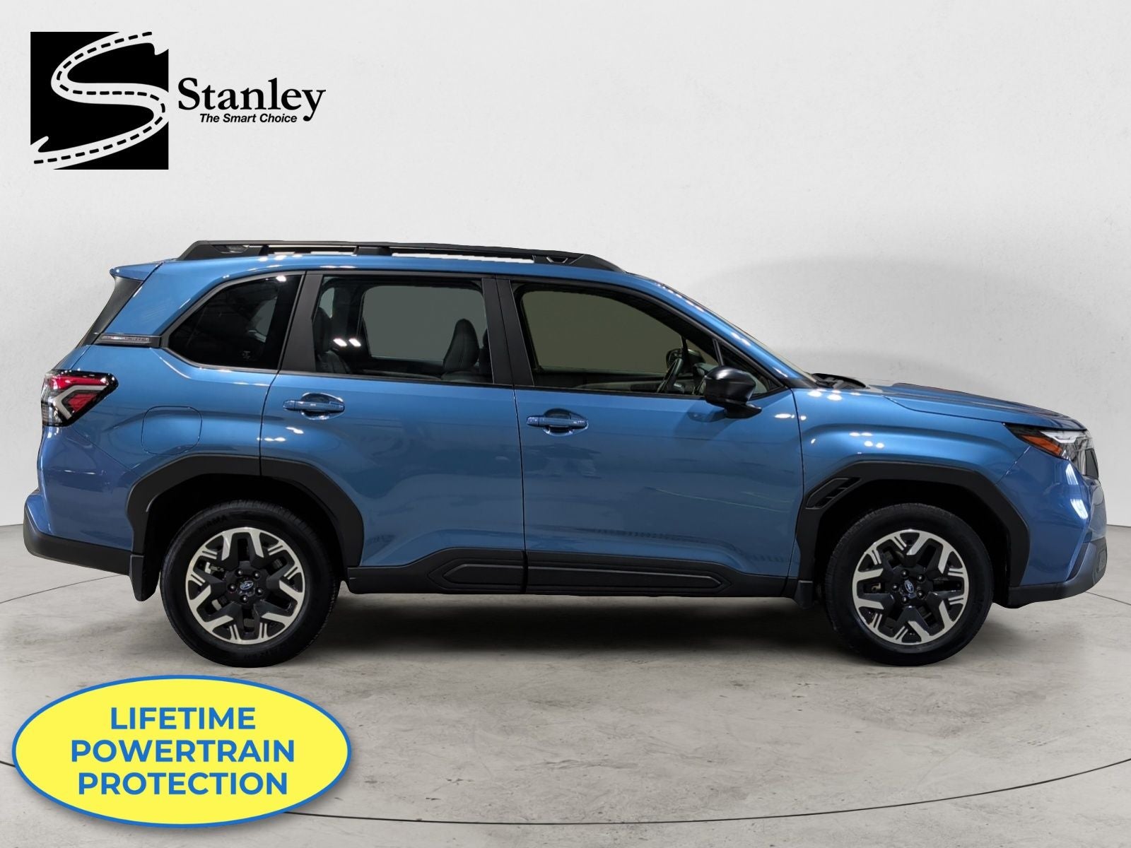 2025 Subaru Forester Base